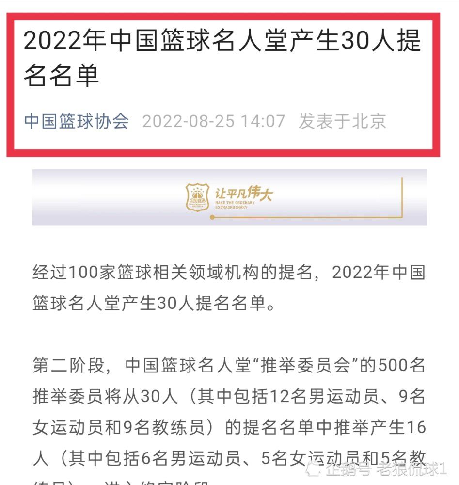 例如那艘拉风的蝙蝠磁悬浮飞船，同坦克群年夜作战，飞着遁藏导弹的追击，并加以反击，让人看傻了。